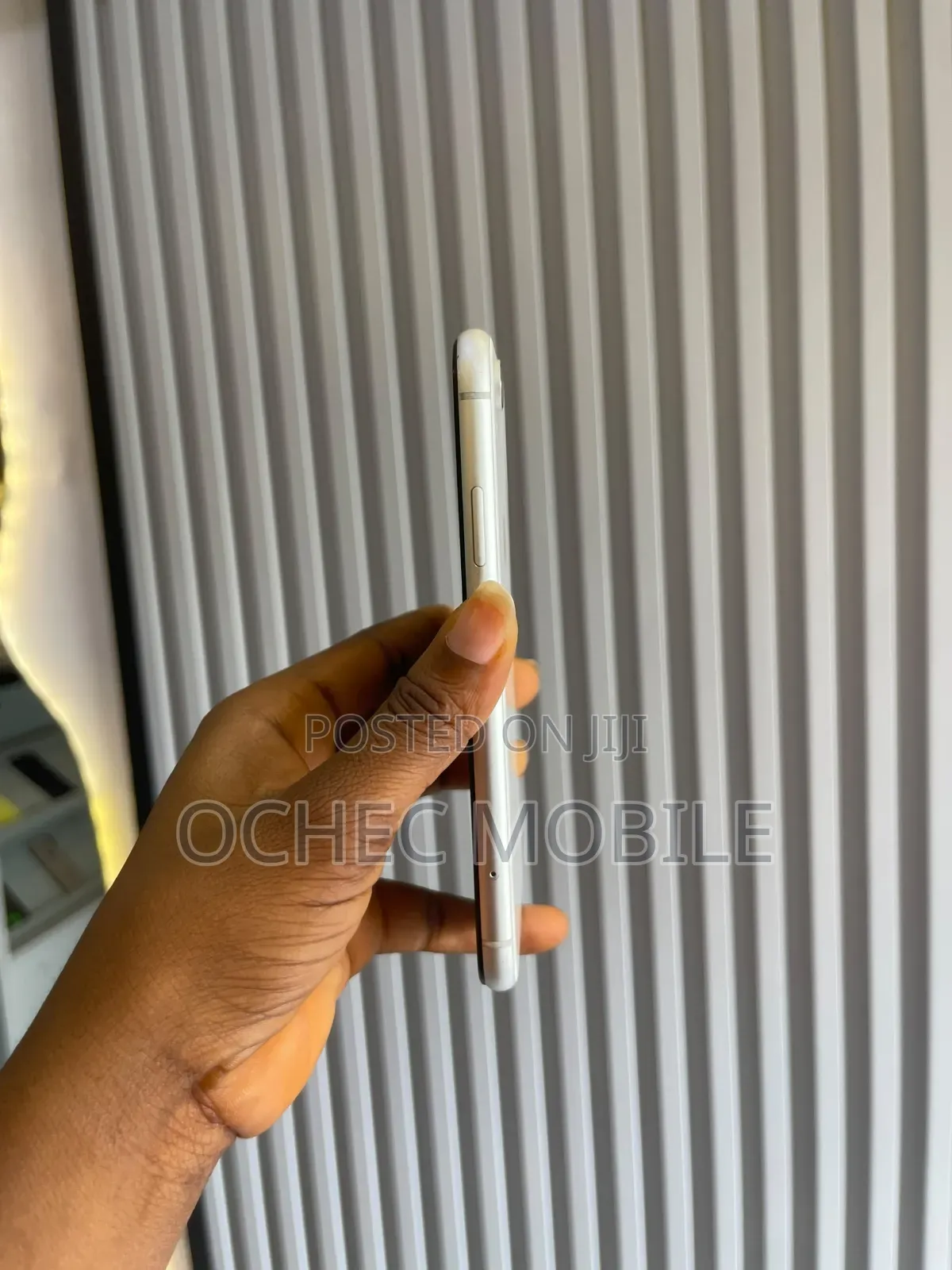 Apple iPhone XR 128 GB White