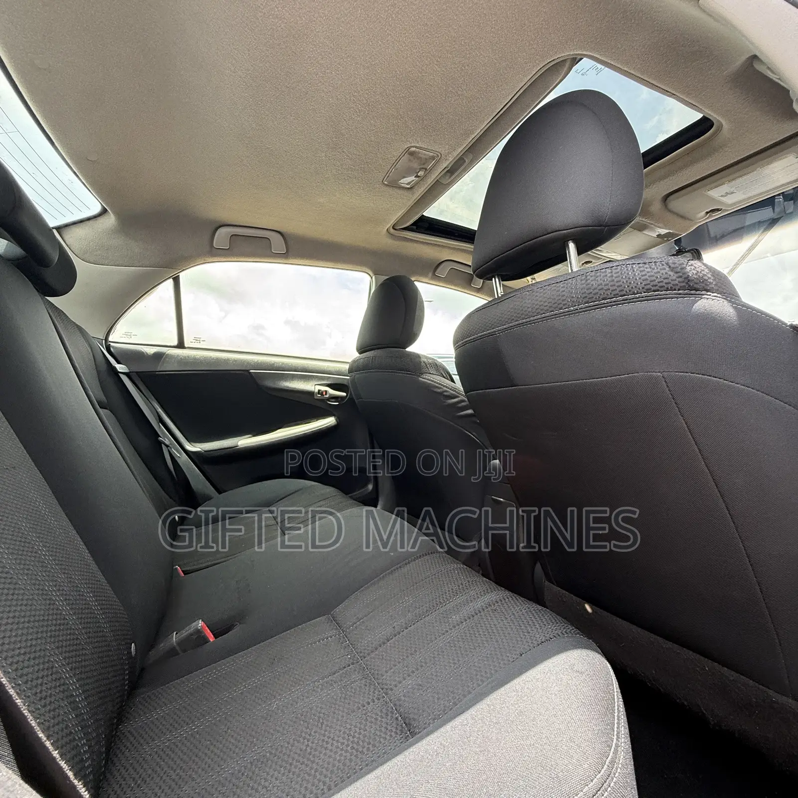 Toyota Corolla 2012 Gray