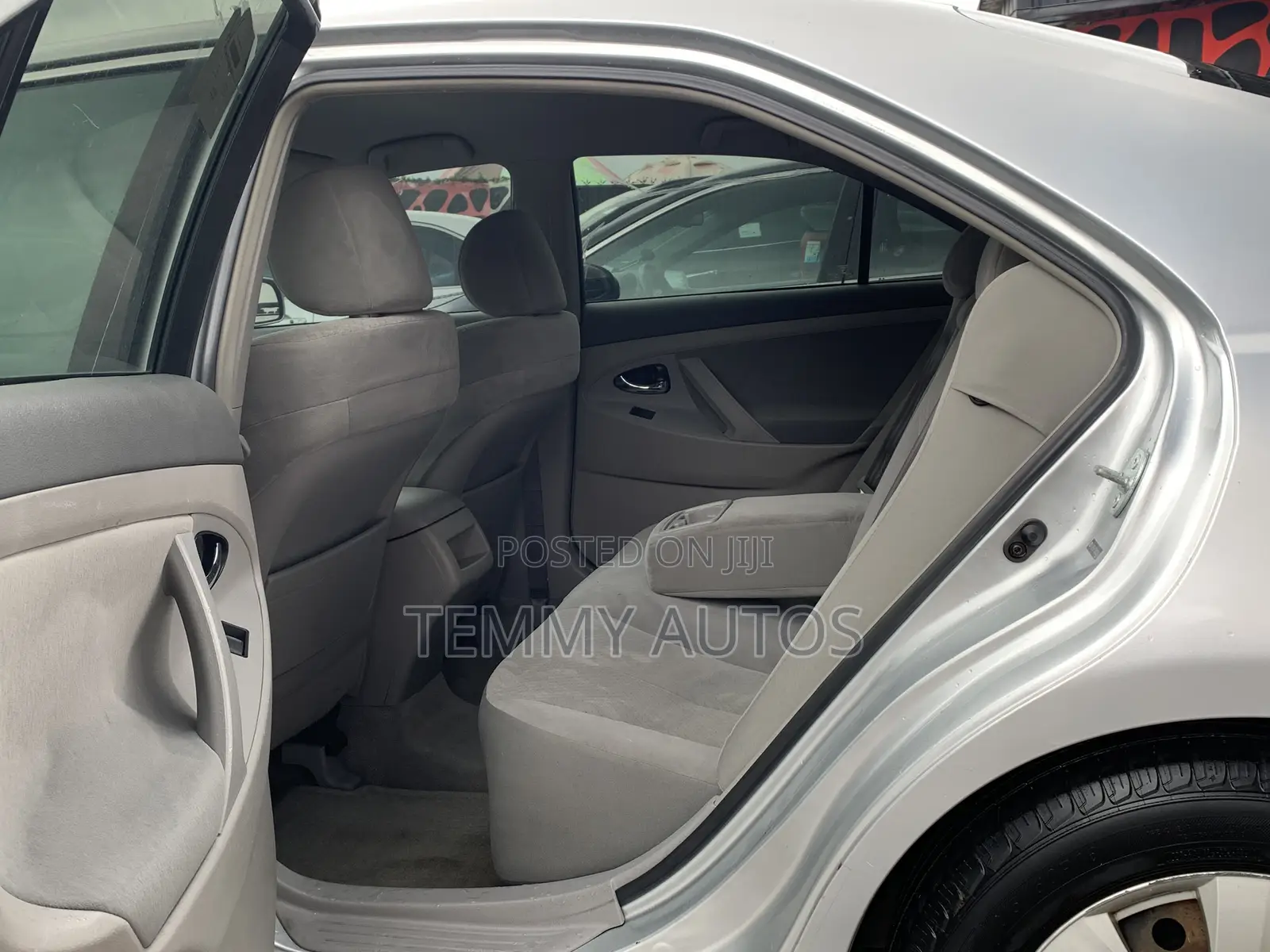 Toyota Camry LE 4dr Sedan (2.4L 4cyl 5A) 2007 Silver