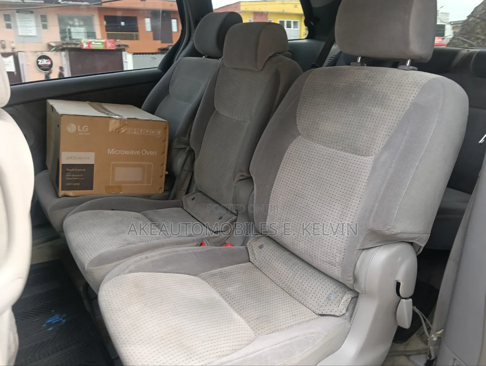 Toyota Sienna 2009 Red