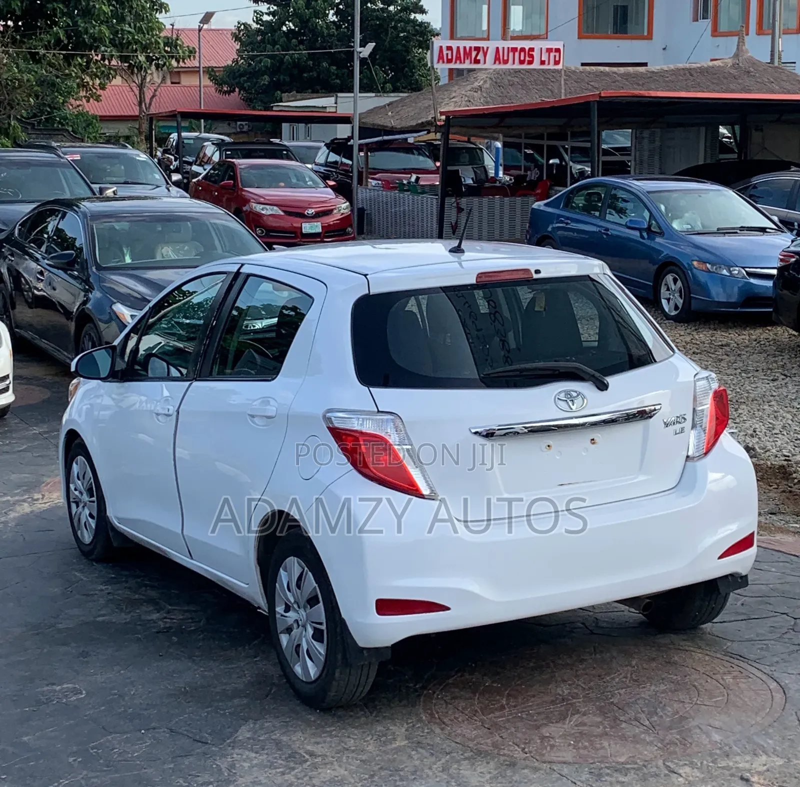 Toyota Yaris 2014 White