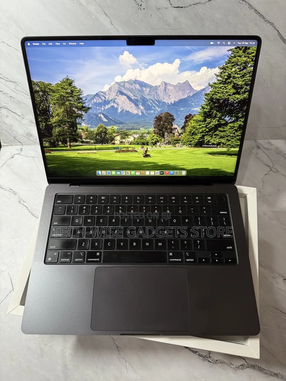 New Laptop Apple MacBook Pro 2025 M5 16GB Apple M5 SSD 1T
