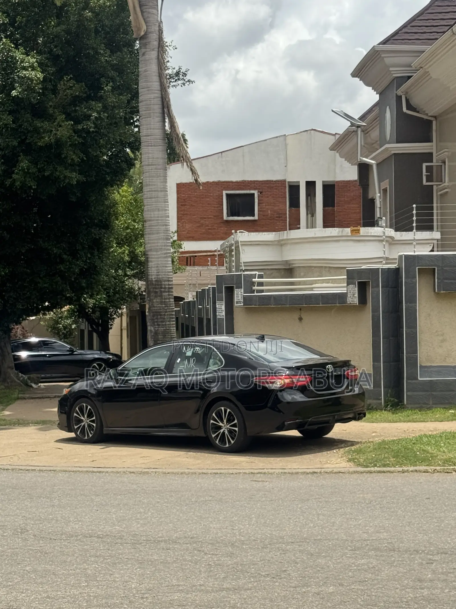 Toyota Camry SE (2.5L 4cyl 8A) 2019 Black