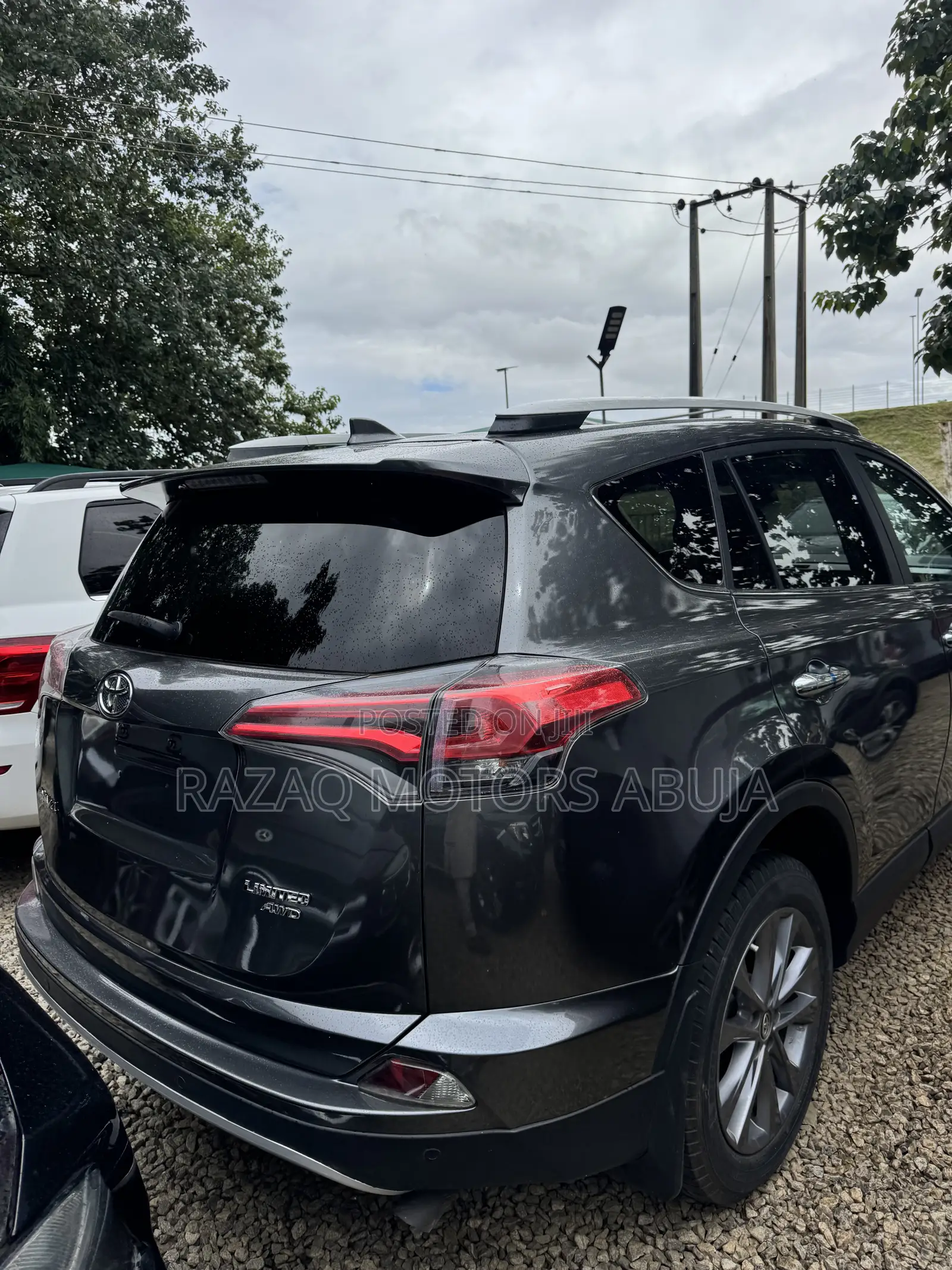 Toyota RAV4 Limited AWD (2.5L 4cyl 6A) 2016 Gray