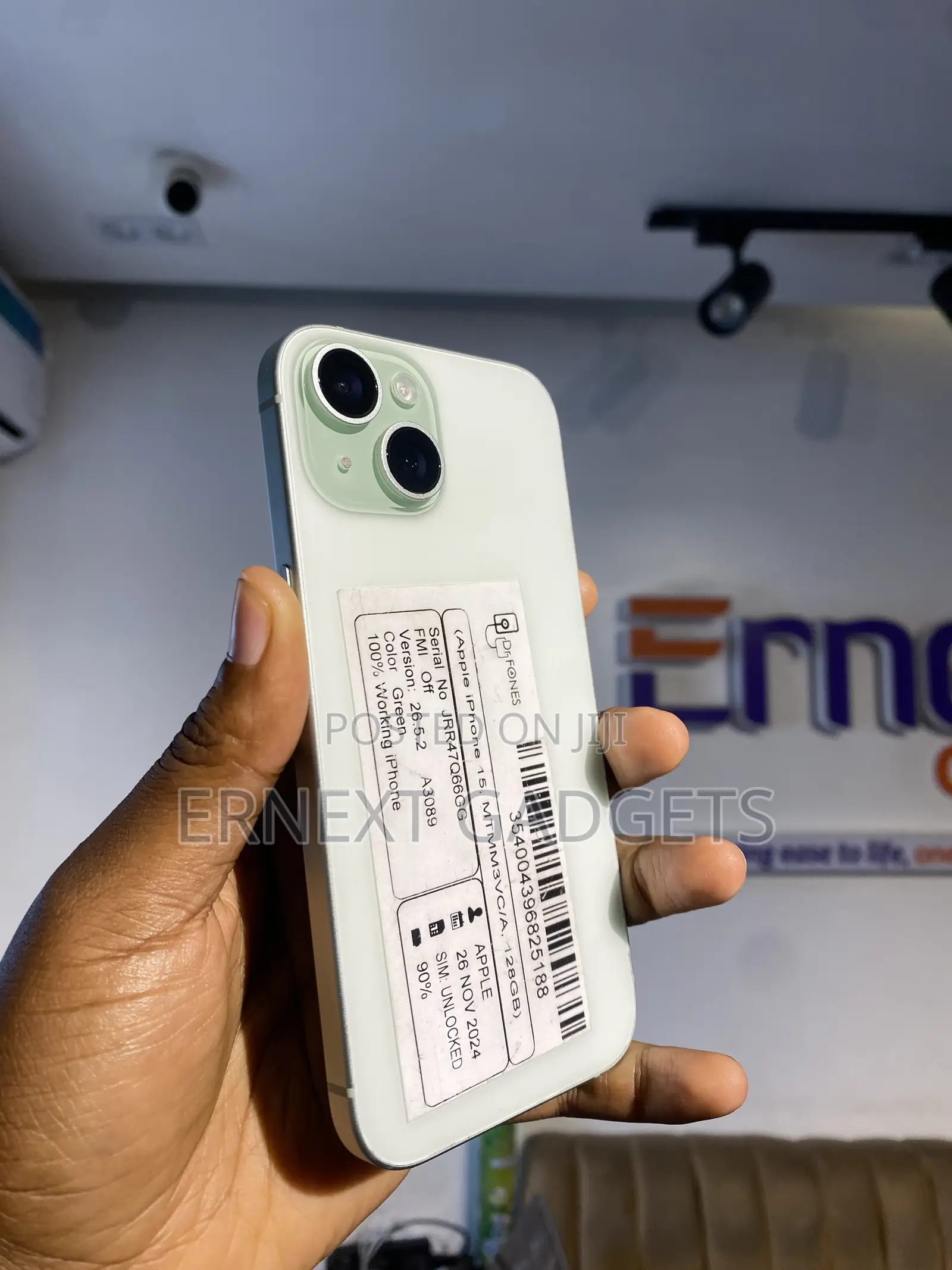 Apple iPhone 15 128 GB Green