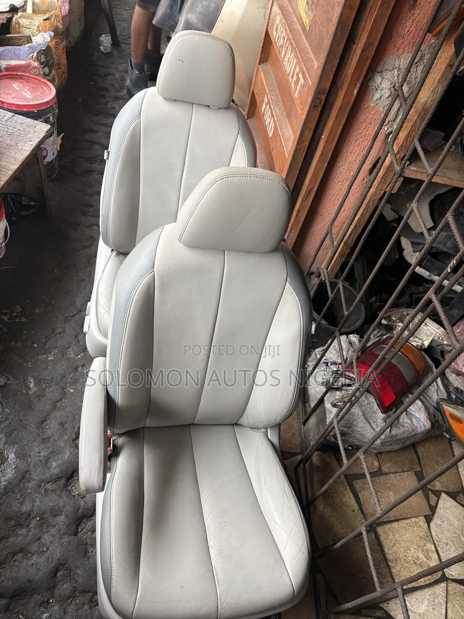 Two Front Seat Toyota Sienna 2012 to 2015 Model