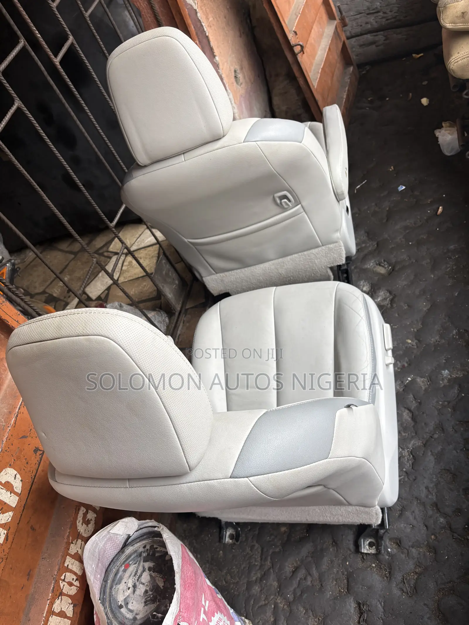 Two Front Seat Toyota Sienna 2012 to 2015 Model