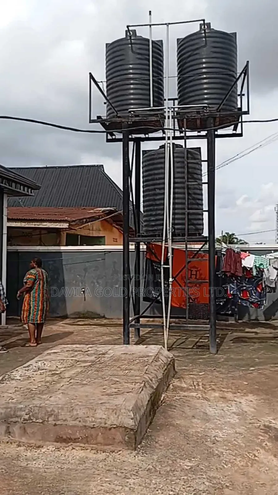 11bdrm Bungalow in Benin City for sale