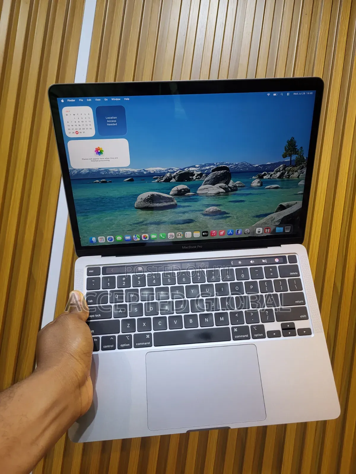 Laptop Apple MacBook Pro 2022 M2 16GB Apple M2 SSD 256GB