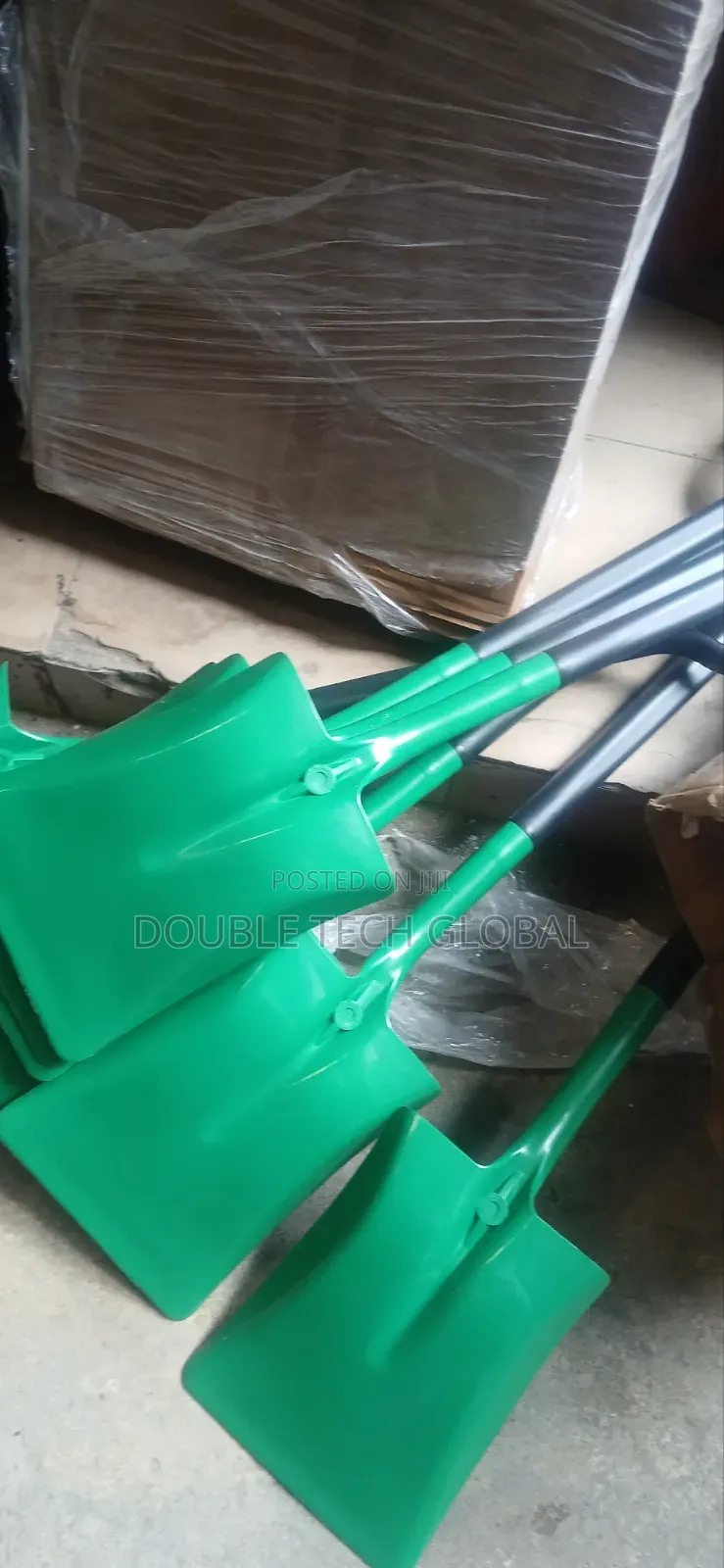 NON-SPARK Plastic Shovel/ Spade