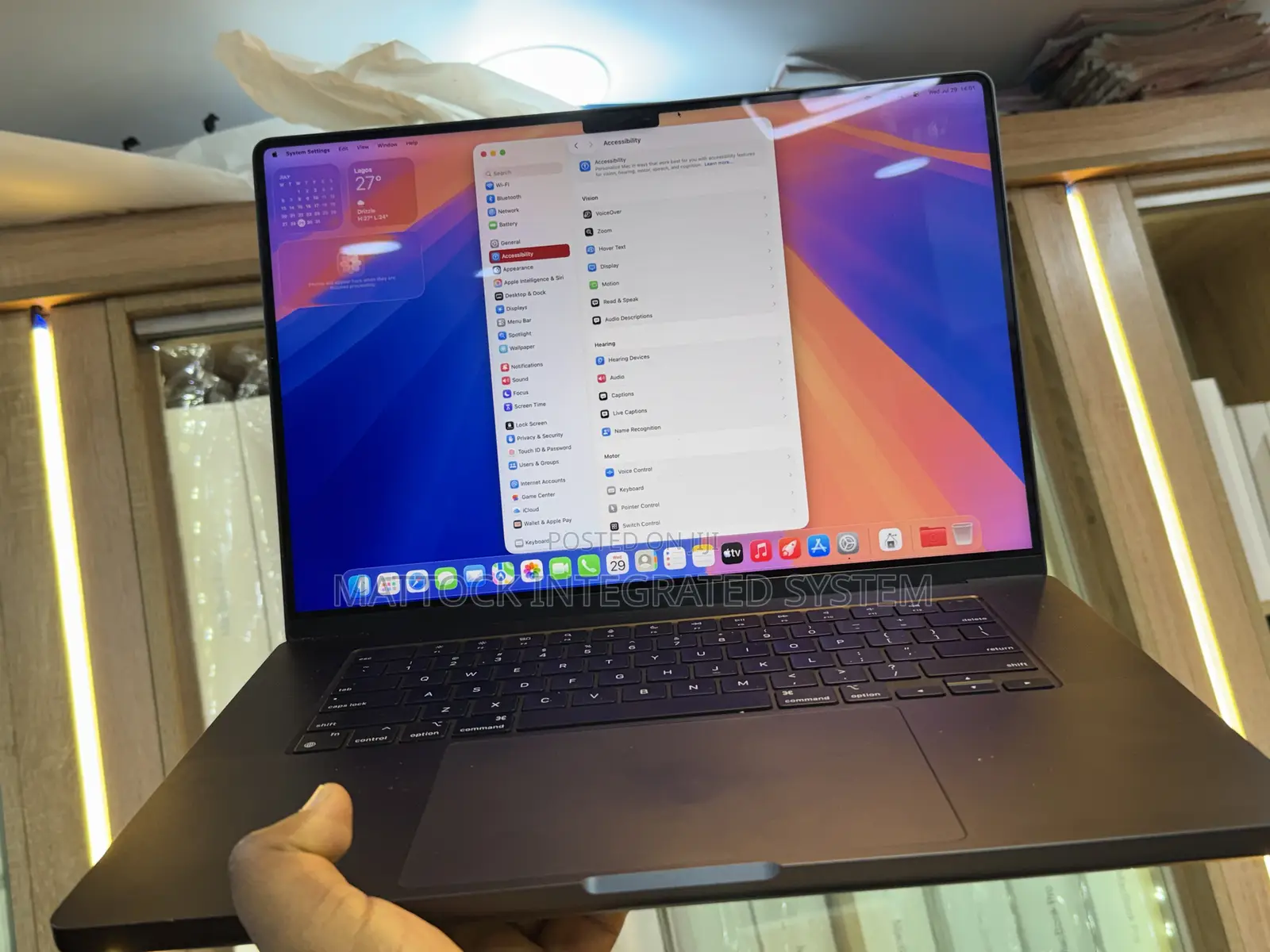 Laptop Apple MacBook Pro 2023 M3 Pro 18GB Apple M3 SSD 512GB