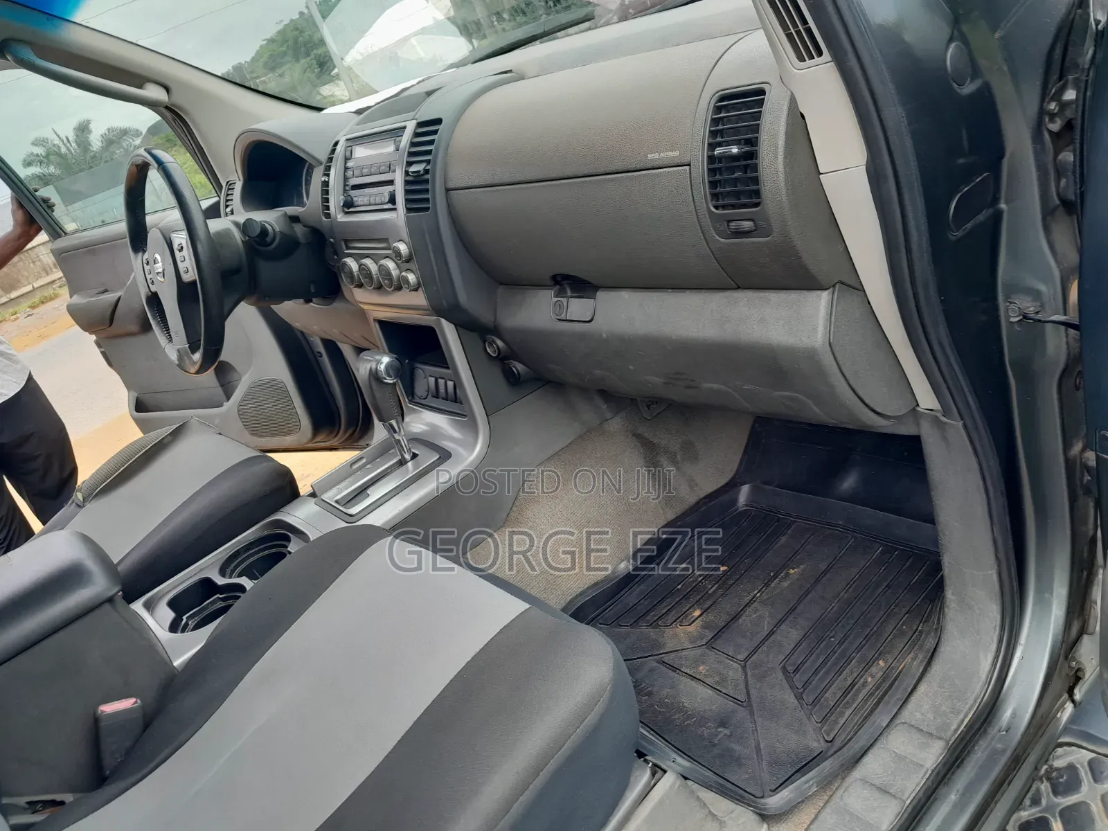 Nissan Pathfinder 2006 Gray