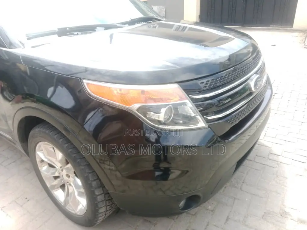 Ford Explorer Limited 4dr FWD (2.0L 4cyl 6A) 2012 Black