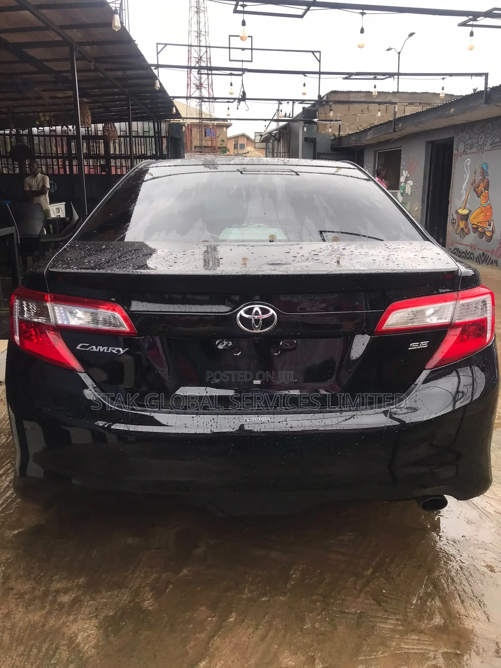 Toyota Camry SE 4dr Sedan (2.5L 4cyl 6A) 2013 Black