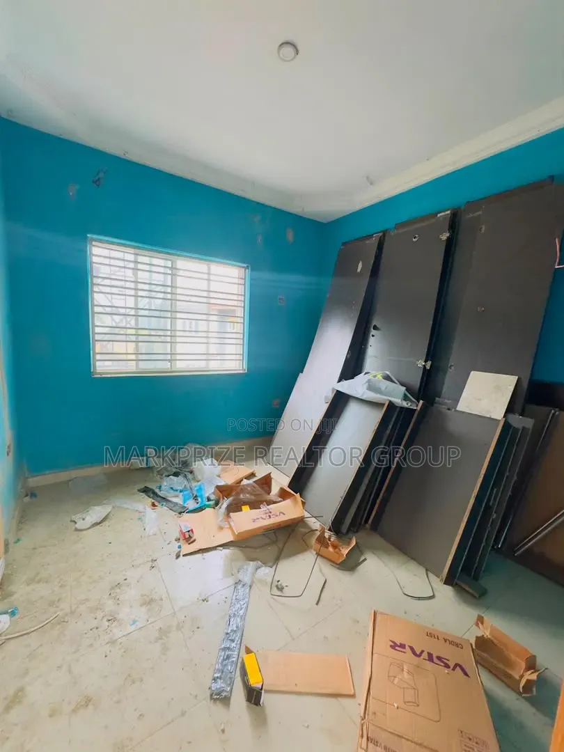 3bdrm Duplex in Magodo Gra 1 Lagos for sale
