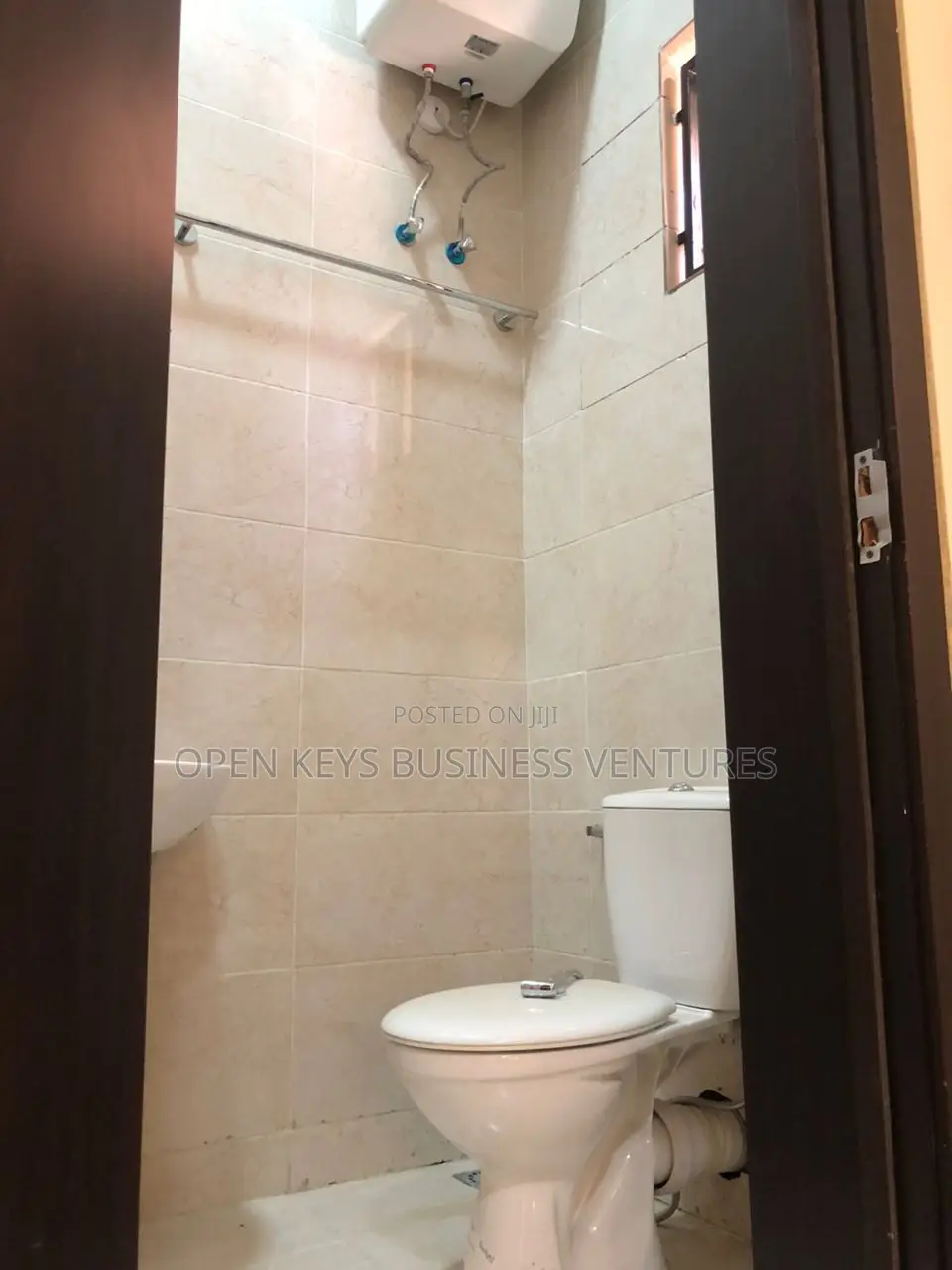 Furnished 5bdrm Duplex in Oliver Court, Agodi for rent
