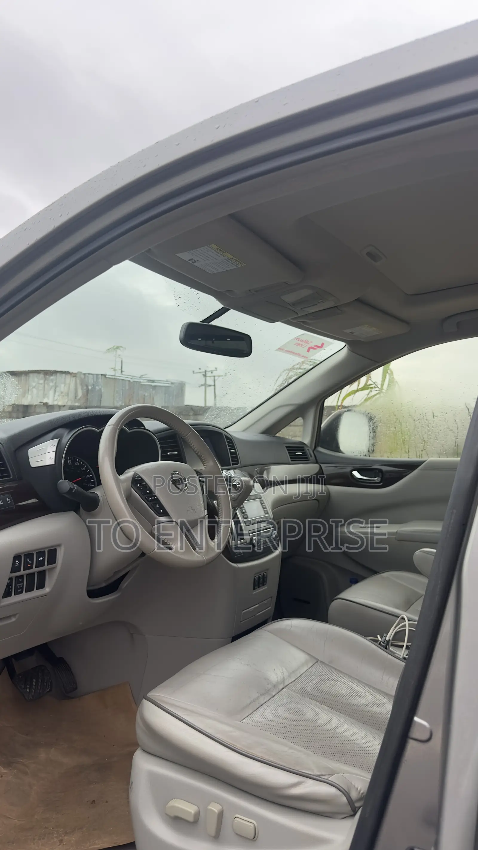 Nissan Quest 2013 Gray