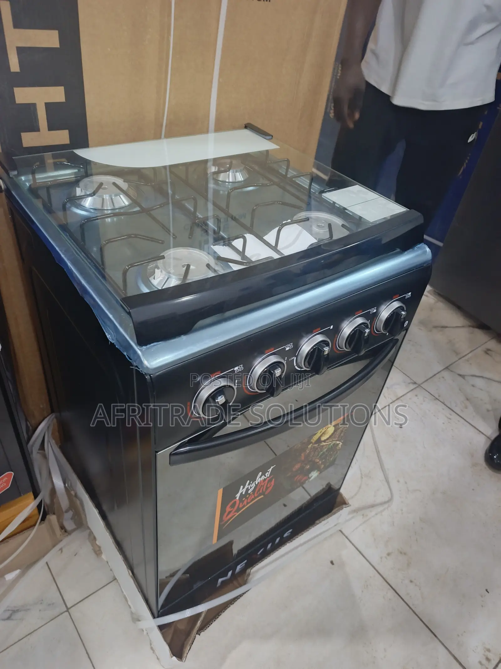 Nexus 50x50 4 Burner Cooker – Compact Yet Spacious