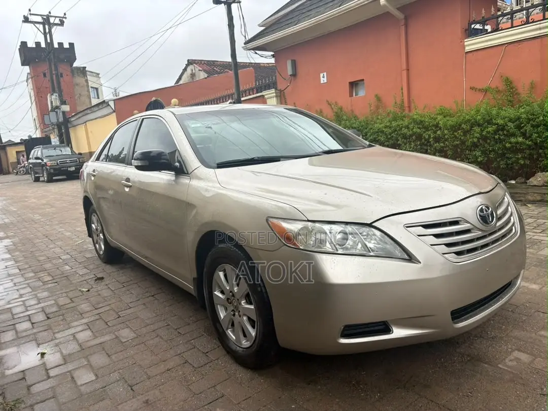 Toyota Camry 2.4 LE 2008 Gold