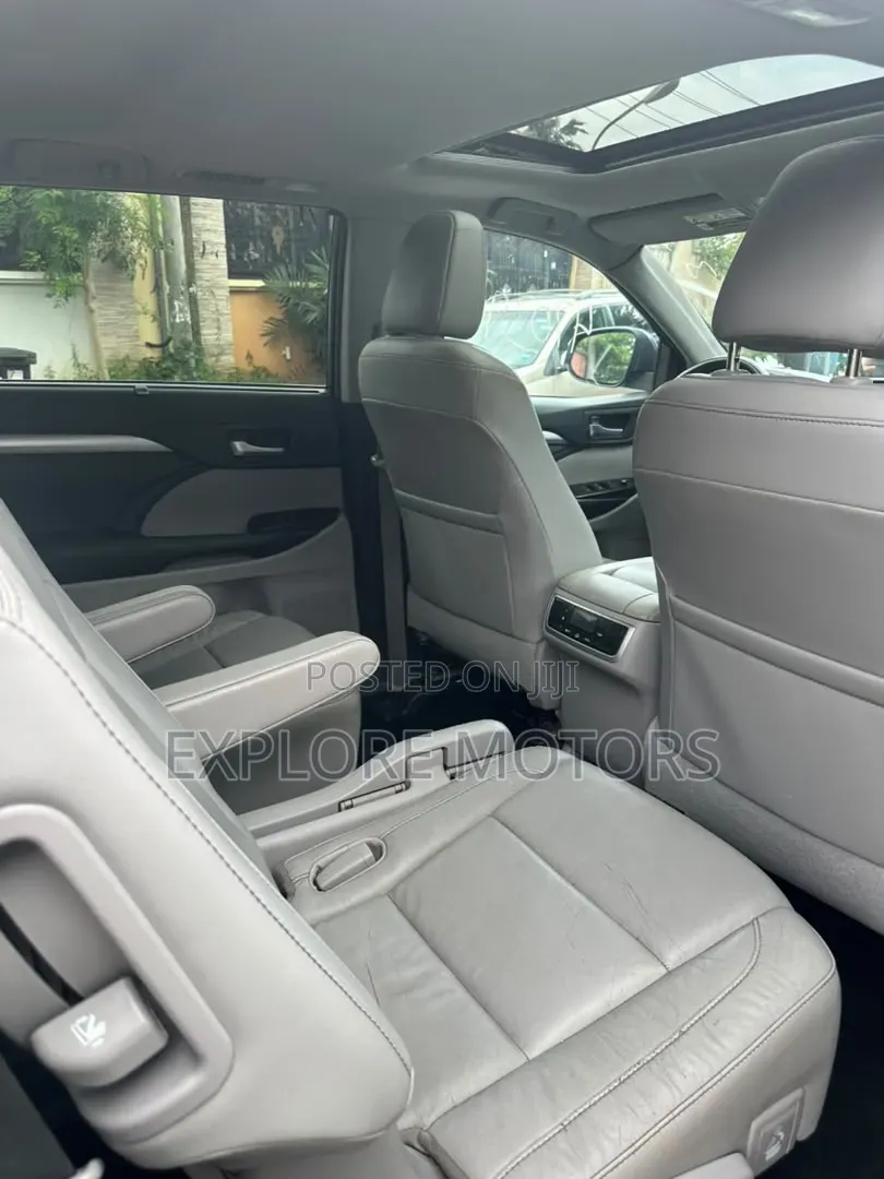 Toyota Highlander 2016 Gray