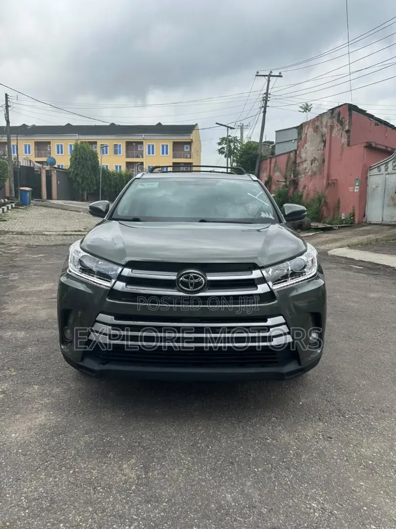 Toyota Highlander 2016 Gray