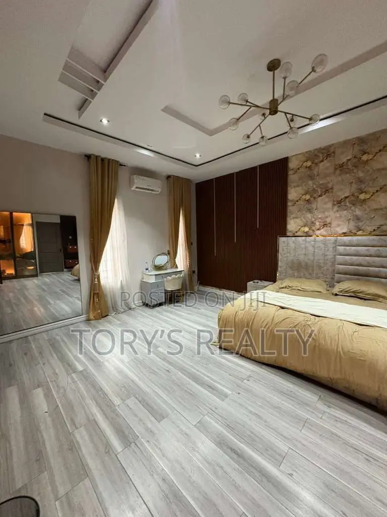 Furnished 4bdrm Duplex in Thomas Estate for rent