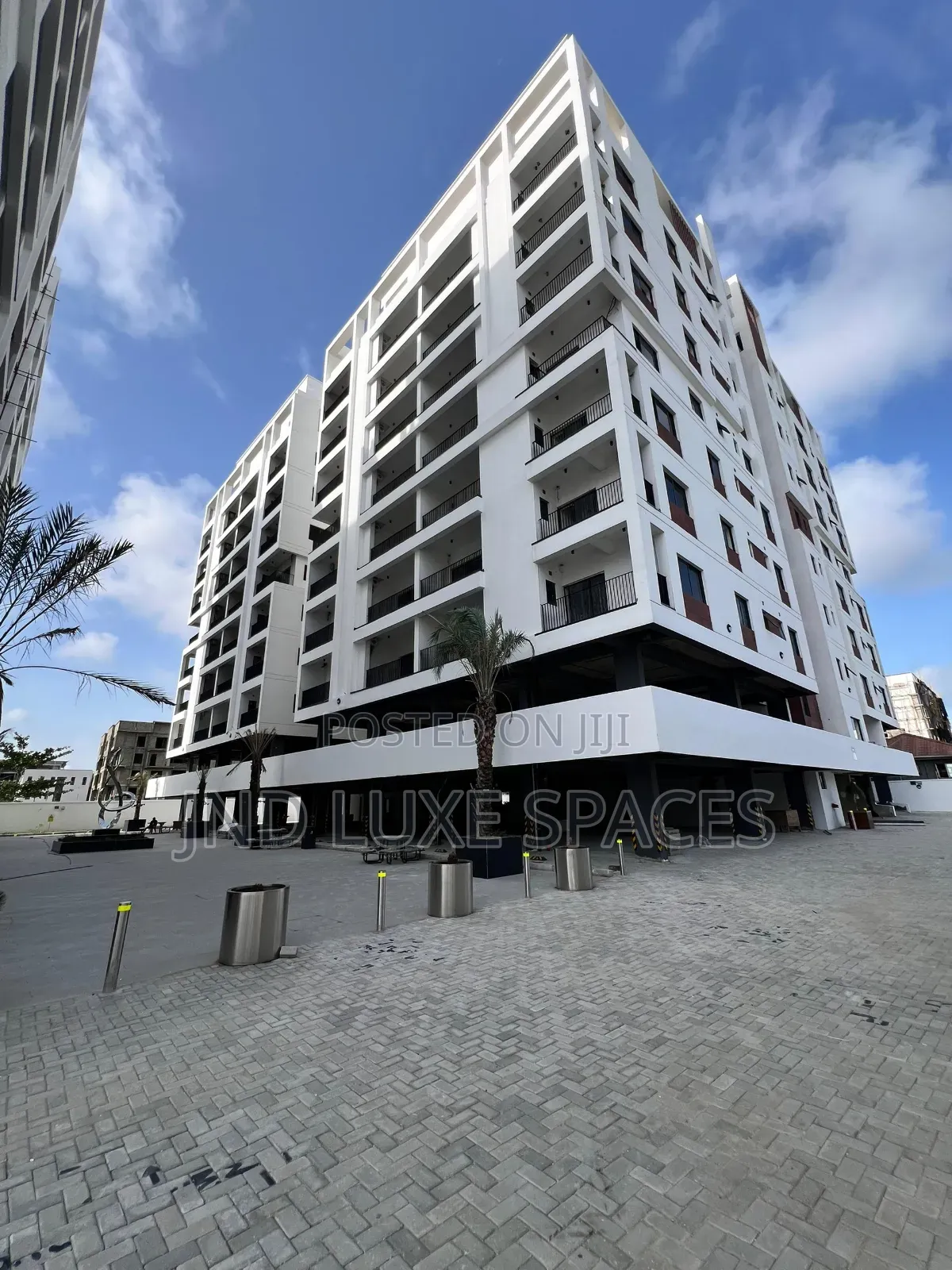2bdrm Apartment in Lekki Phase 1 for rent
