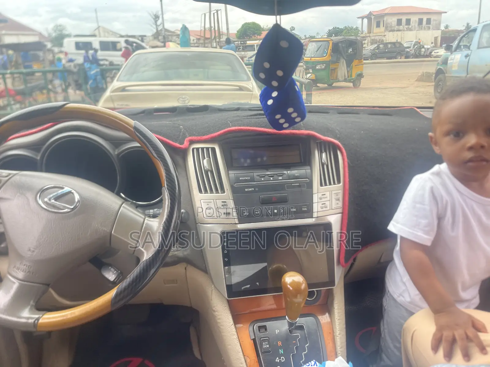 Lexus RX 330 2006 Gold