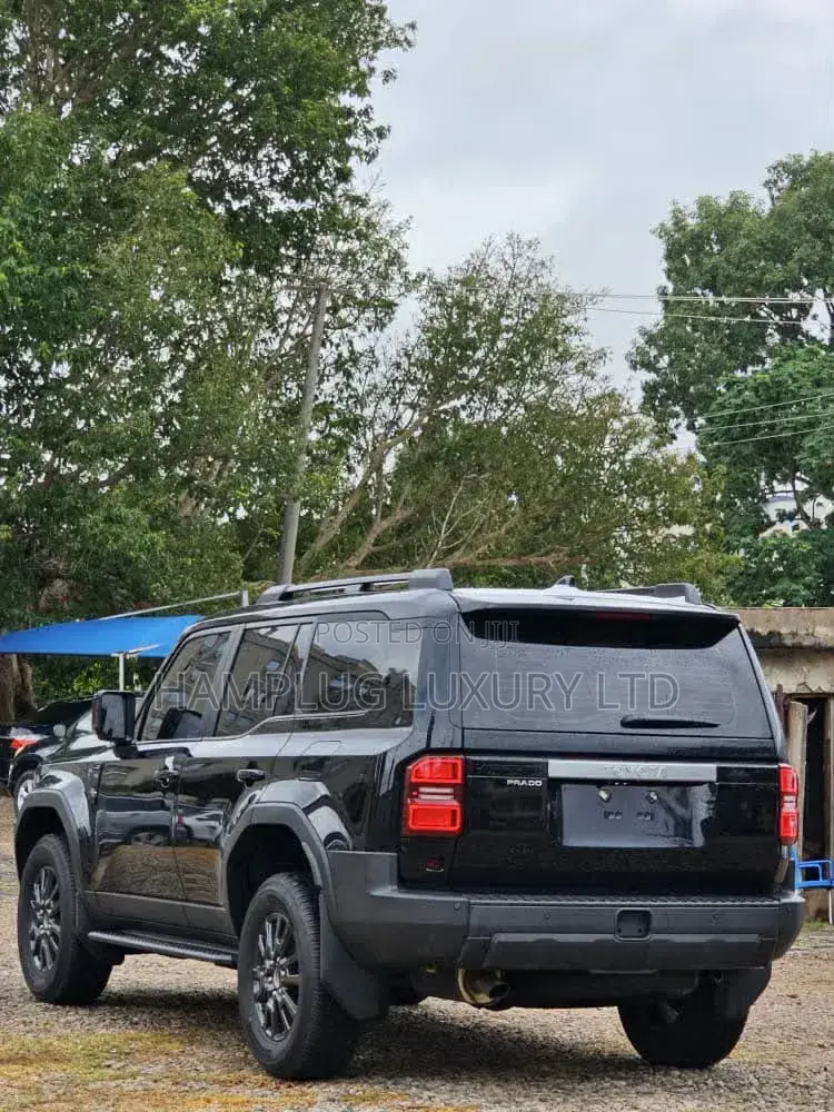 Toyota Land Cruiser Prado 2025 Black