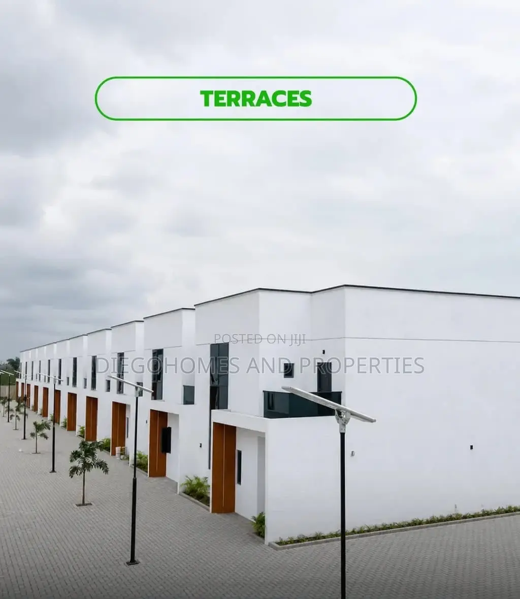 4bdrm Duplex in Palms, Ajah for sale