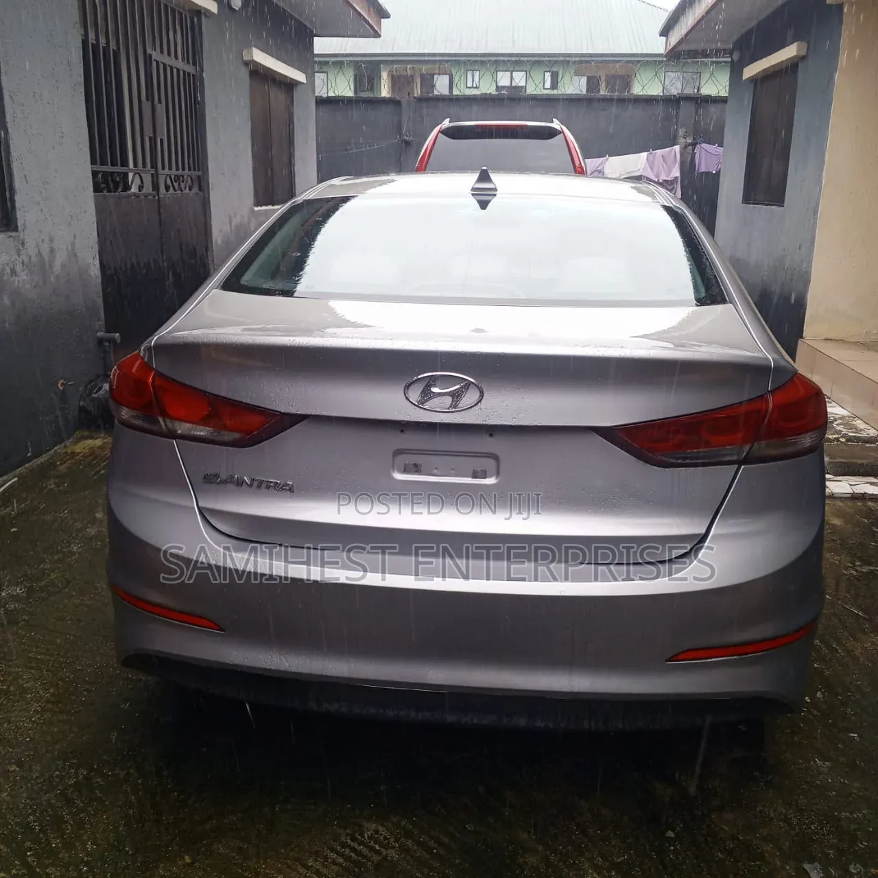 Hyundai Elantra 2018 Silver