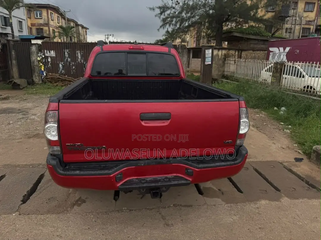 Toyota Tacoma Double Cab V6 Automatic 2012 Red