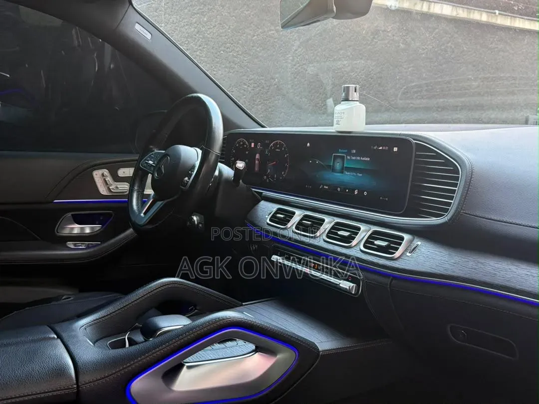 Mercedes-Benz GLE-Class 2021 Blue