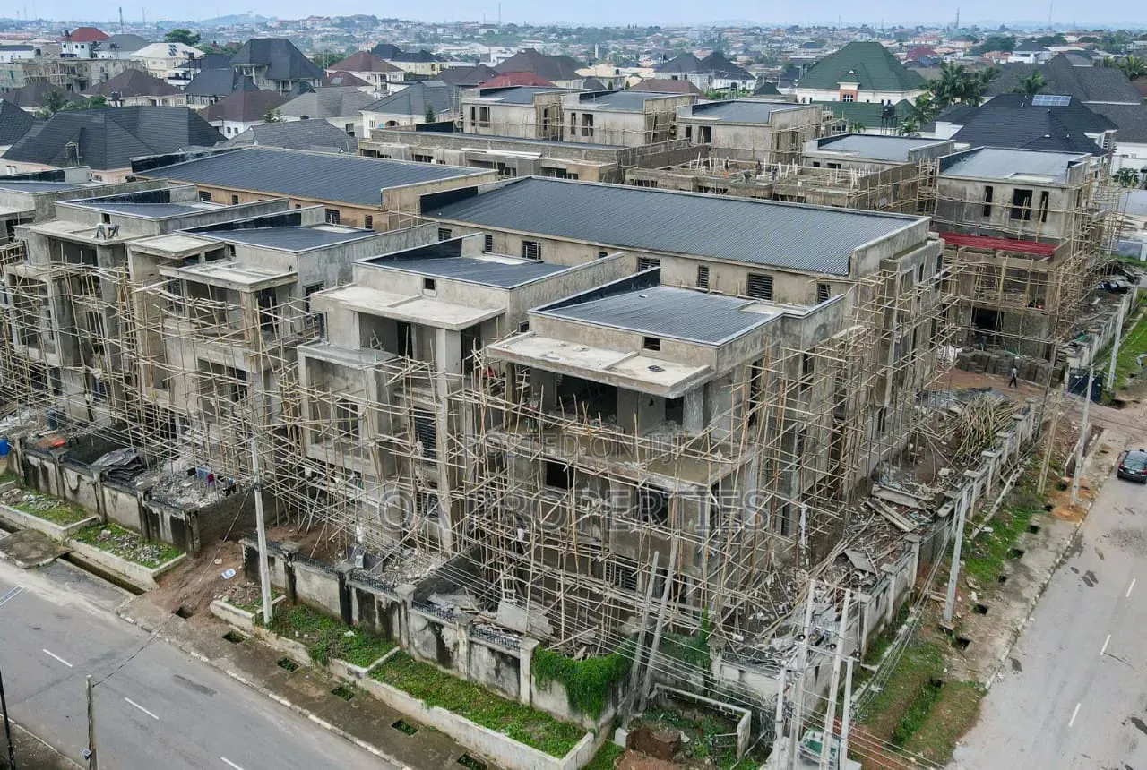 Furnished 4bdrm Townhouse/Terrace in Kolapo Ishola Gra for sale