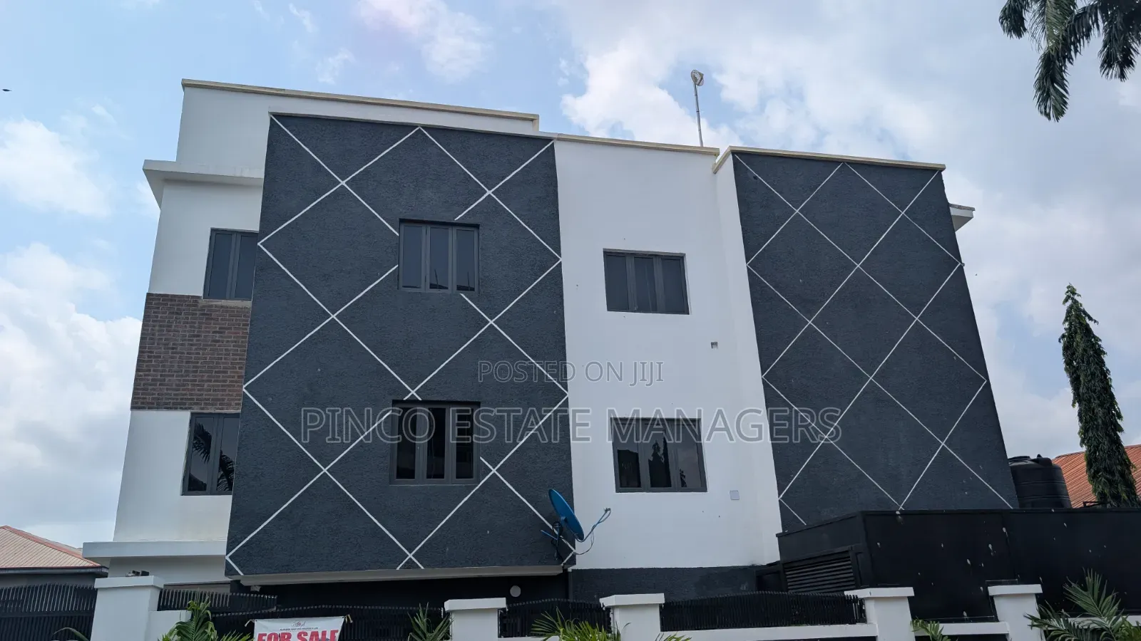 4bdrm House in Wuse for sale