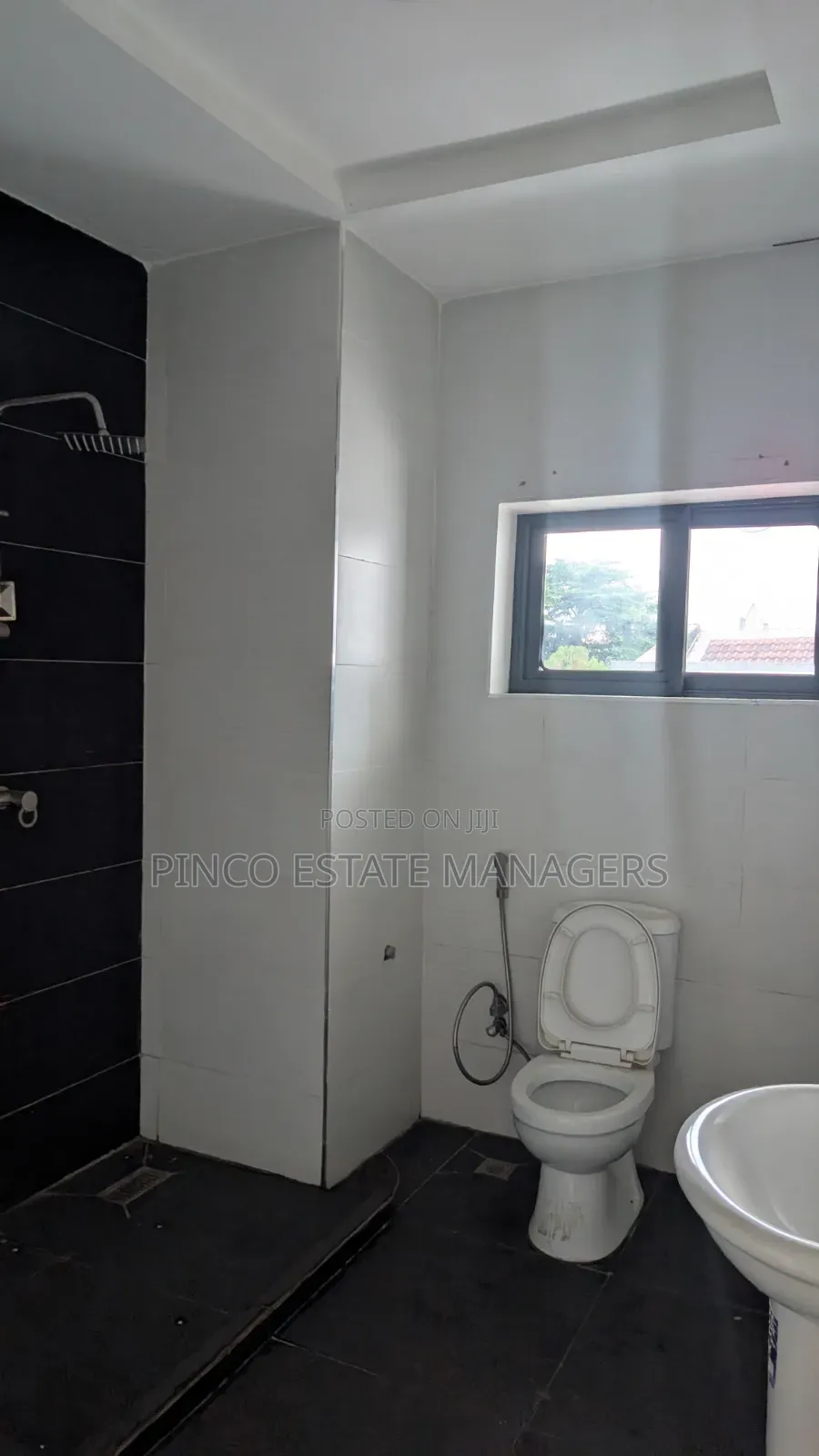 4bdrm House in Wuse for sale