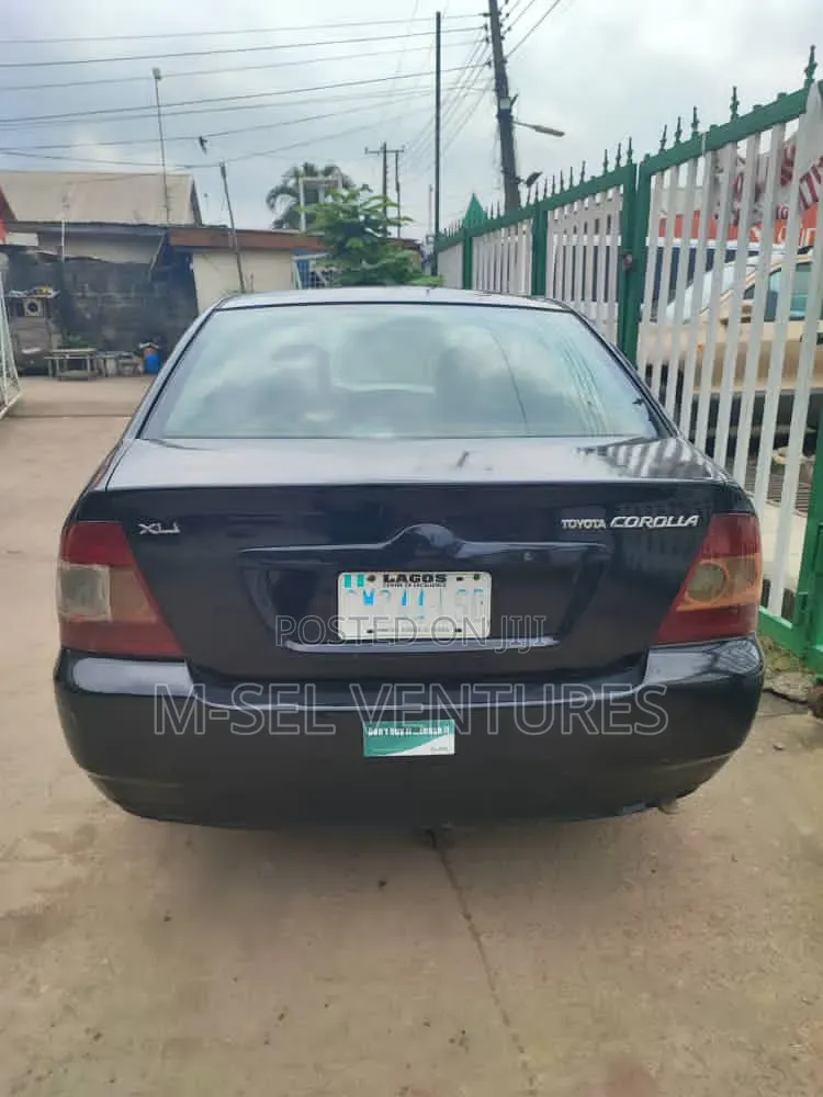 Toyota Corolla 2007 Black