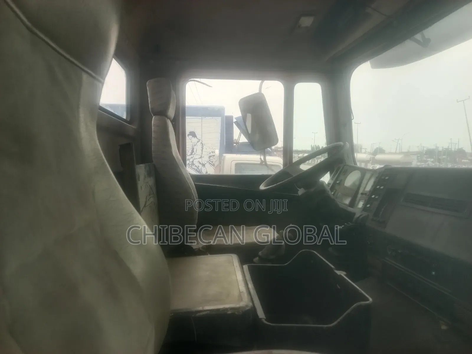 MAN Diesel 19.422 FLS (MAN F90) 6×4 Tractor Head 10 Tyres