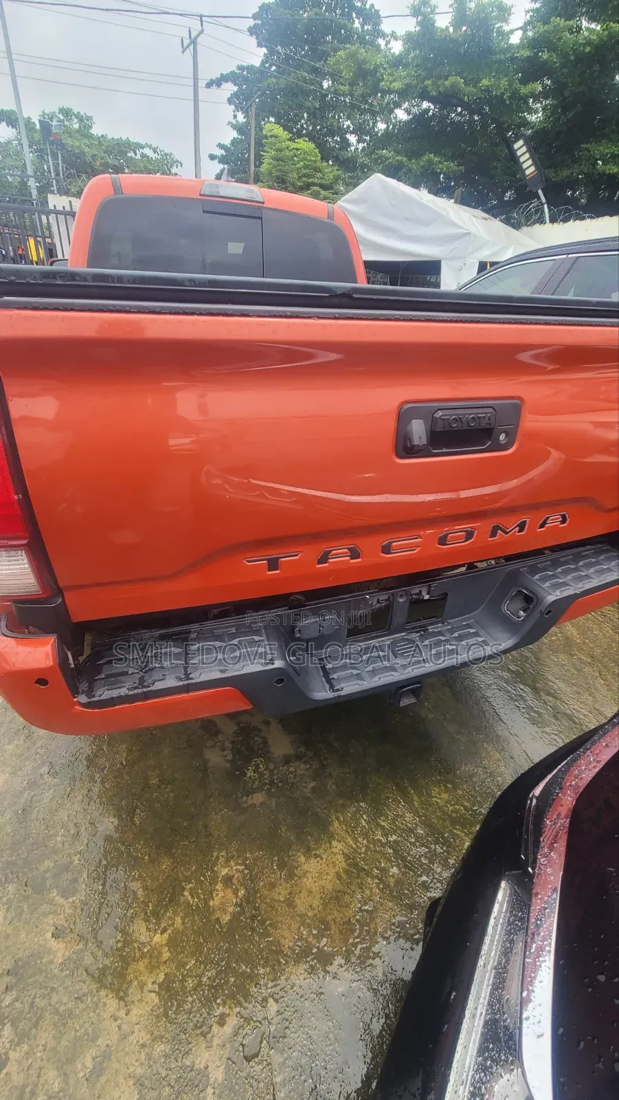 Toyota Tacoma 2018 Orange