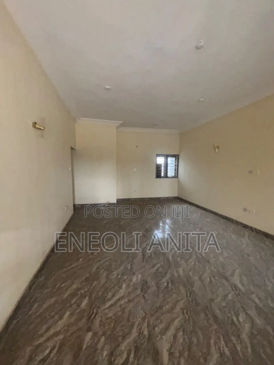 4bdrm Duplex in Idu for sale