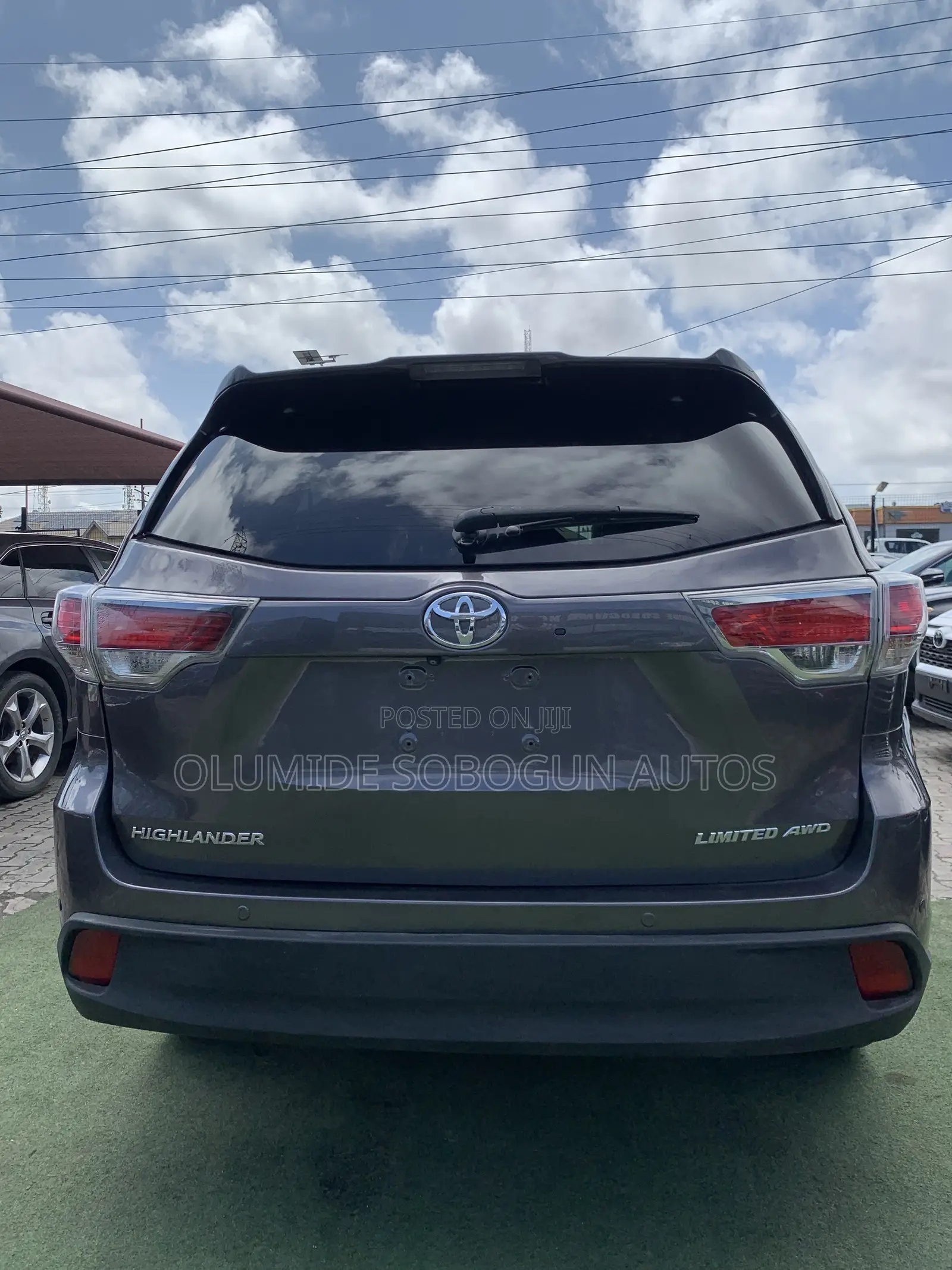 Toyota Highlander Limited 4dr SUV AWD (3.5L 6cyl 6A) 2015 Gray