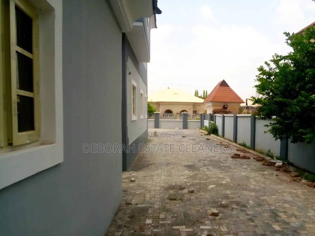 4bdrm Duplex in Basic Estate for rent