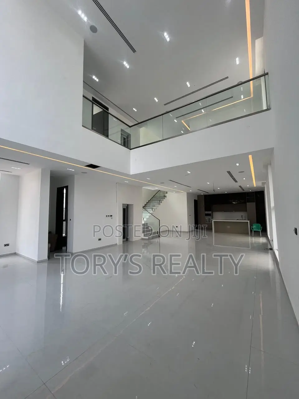 5bdrm Duplex in Ikoyi S.W for sale