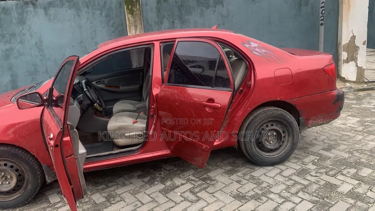 Toyota Corolla 2006 Red