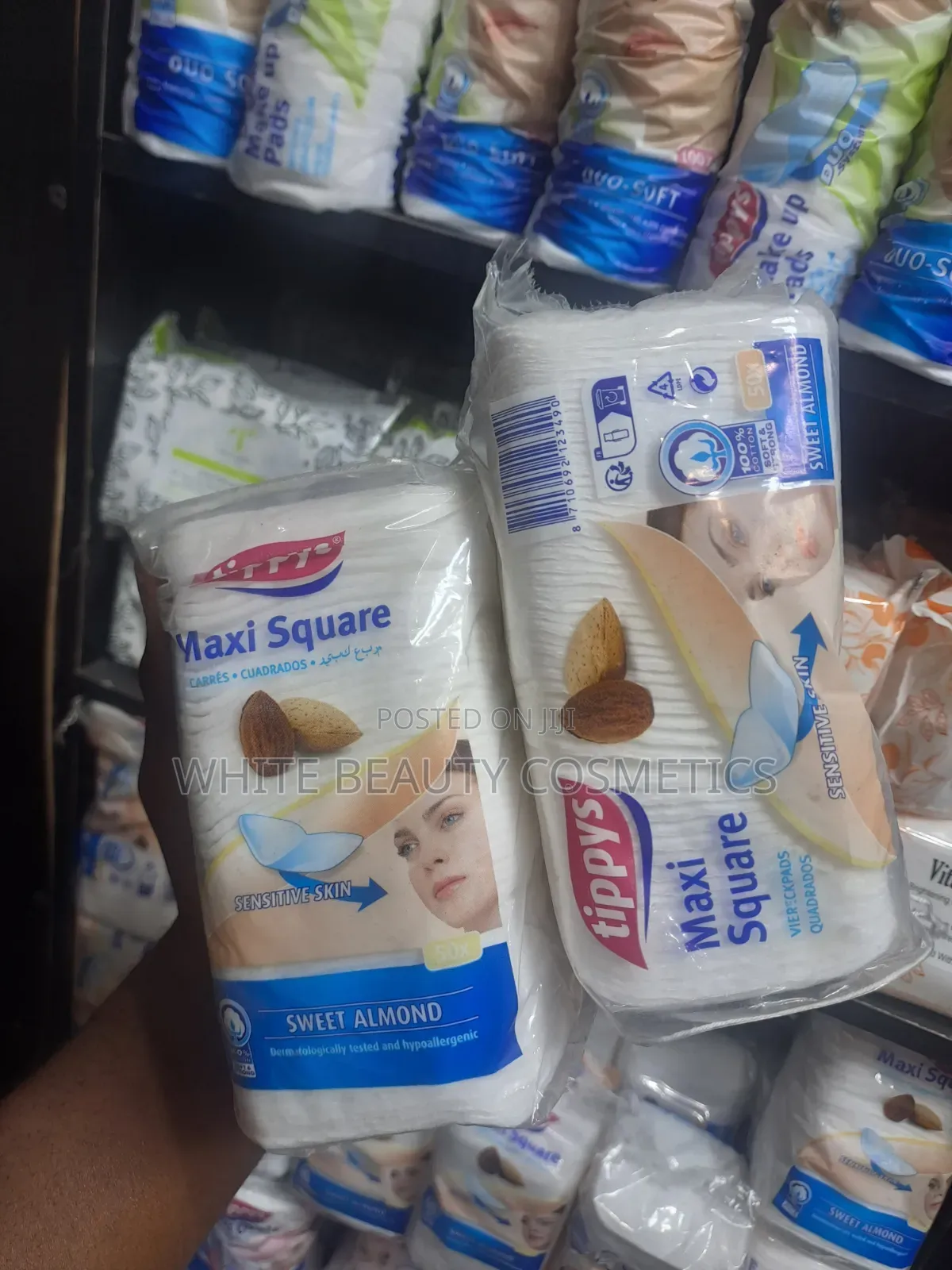 We Handle a Wide Range of Cosmetics, Cotton Buds, Soft and Strong