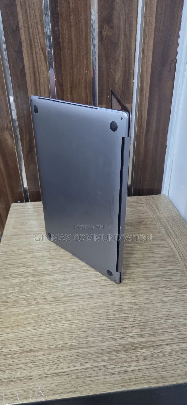 Laptop Apple MacBook 2018 16GB Intel Core i7 SSD 512GB