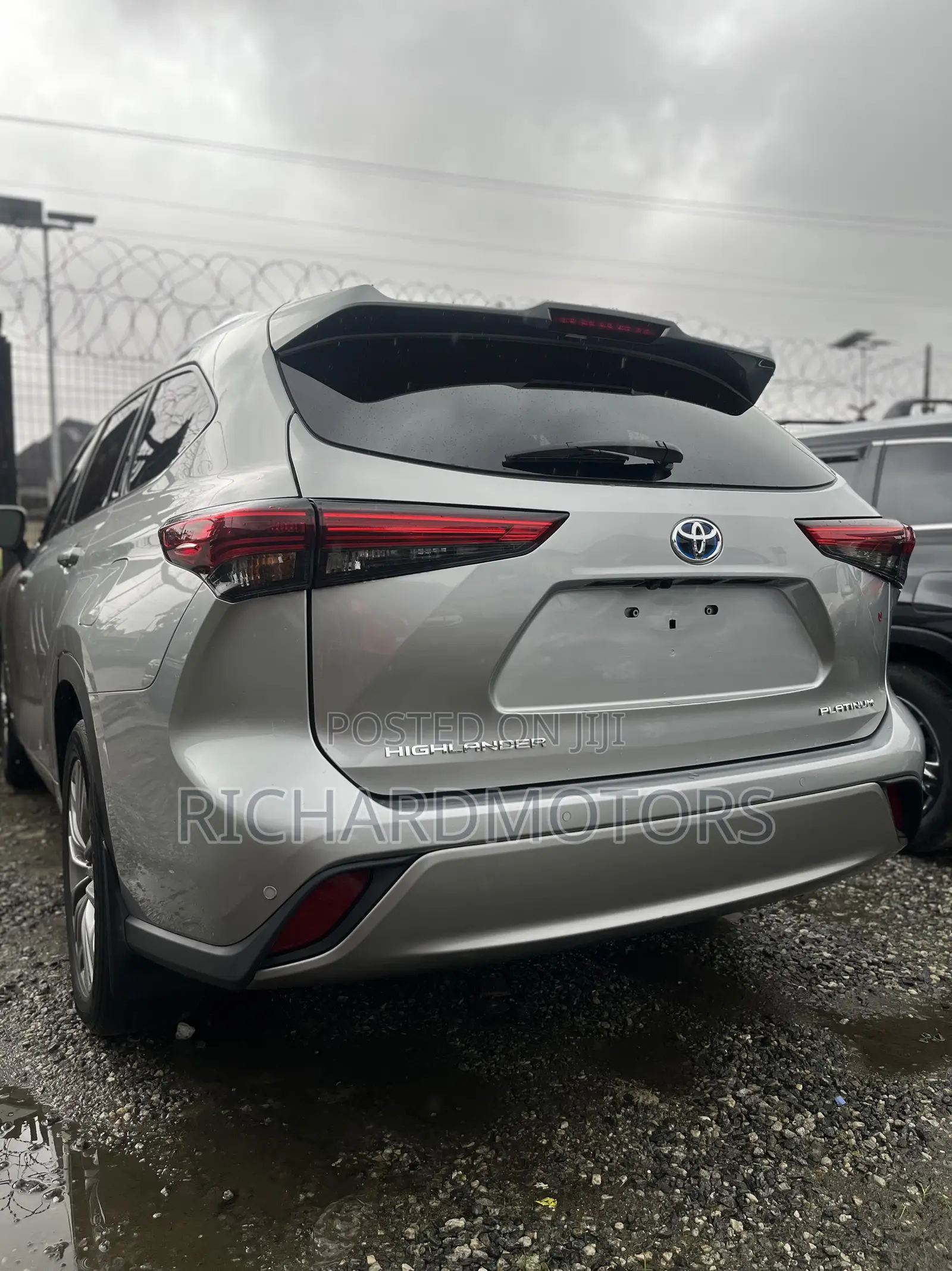 Toyota Highlander Platinum 2025 Gray