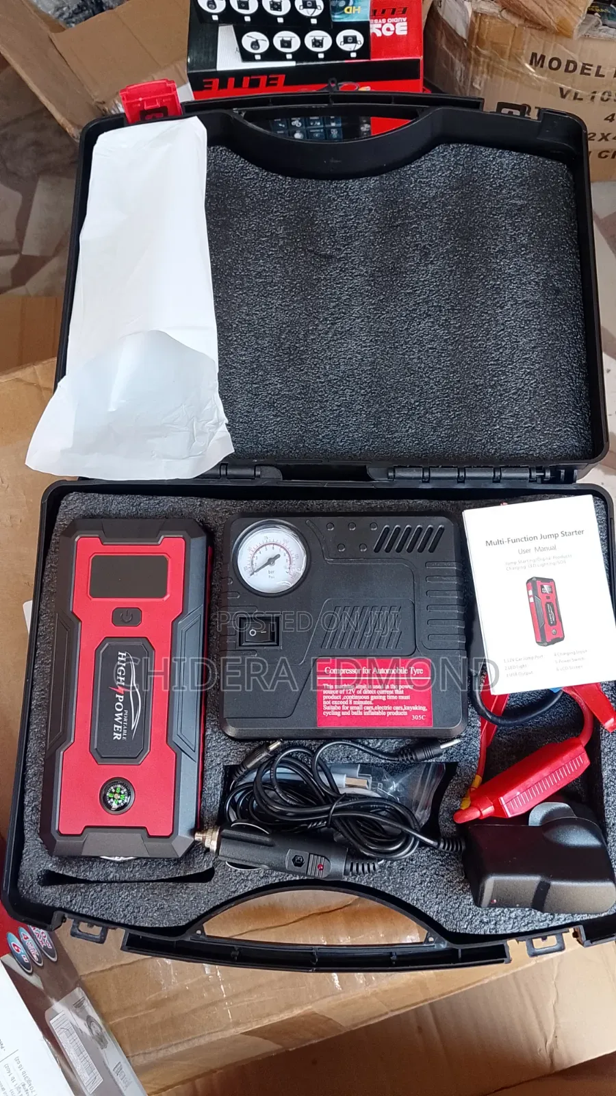 Car Battery Jumpstarter With Tyre Pump