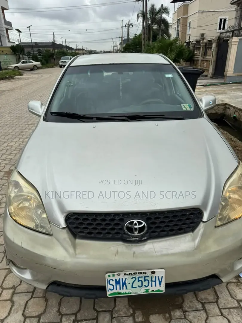 Toyota Matrix 2006 Silver