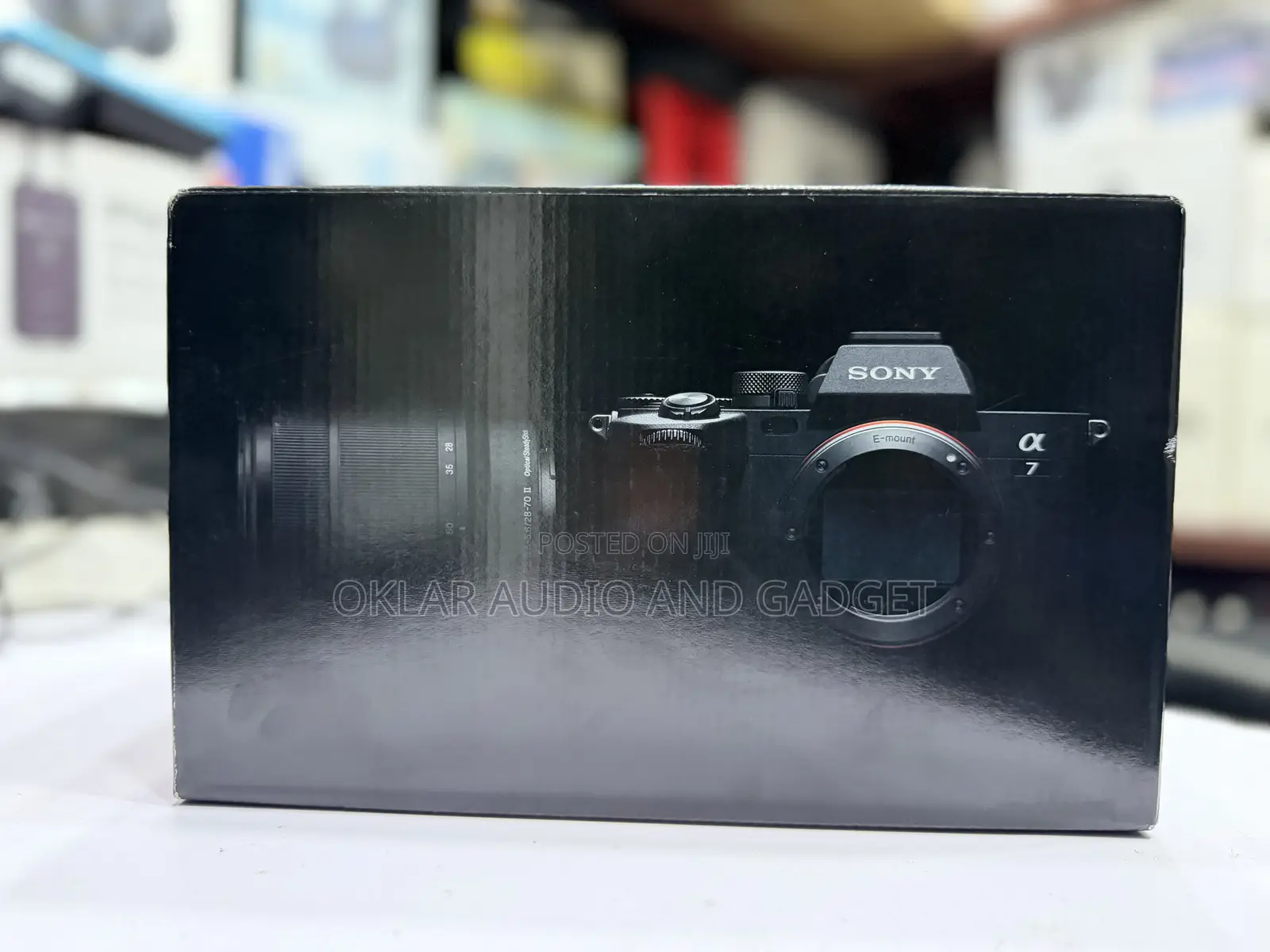 Sony A7iv Full Frame Camera With 28-70mm Lens ( Brand New)